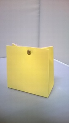 Breed tasje licht geel - € 0,80 /stuk - vanaf 10 stuks