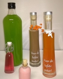 Jenevers en Lege Flesjes